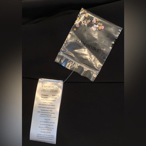 NWT Emilio Pucci Black Silk Top with Multicolored Sequins on one shoulder size M - Picture 5 of 12